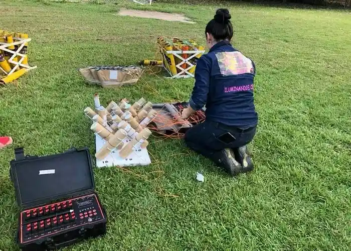 Conexión pirotécnica: luces, emociones y tradición